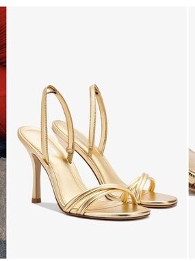 Larroude Annie Sandal In Gold Metallic Leather